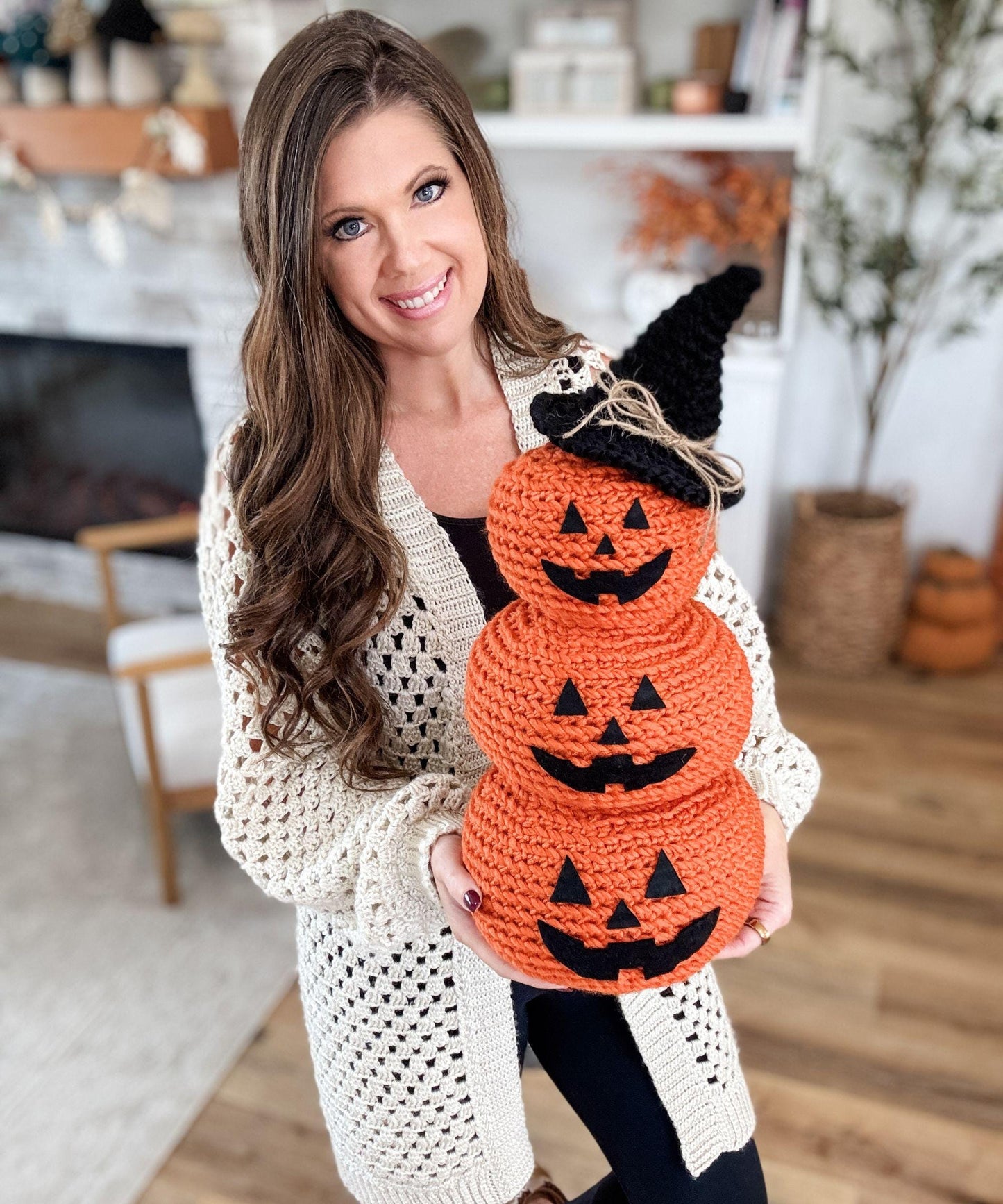 CROCHET PATTERN & VIDEO/ Jack-O'-Lantern Pumpkin Stack, Crochet Jack-O'-Lantern, Halloween decor, Fall Decor, Pdf, Gifting